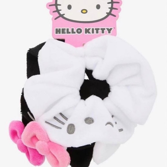 Sanrio Hello Kitty Angel & Devil White & Black Scrunchie Scrunchy Set - Picture 2 of 2